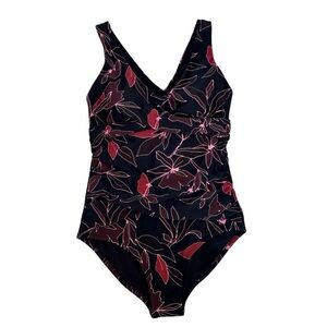 Eddie Bauer Ruched Shaping One Piece Swimsuit Bathing Suit Black Floral M NEW
